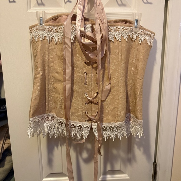 Corset Story beige/rose gold plus size - Picture 4 of 4